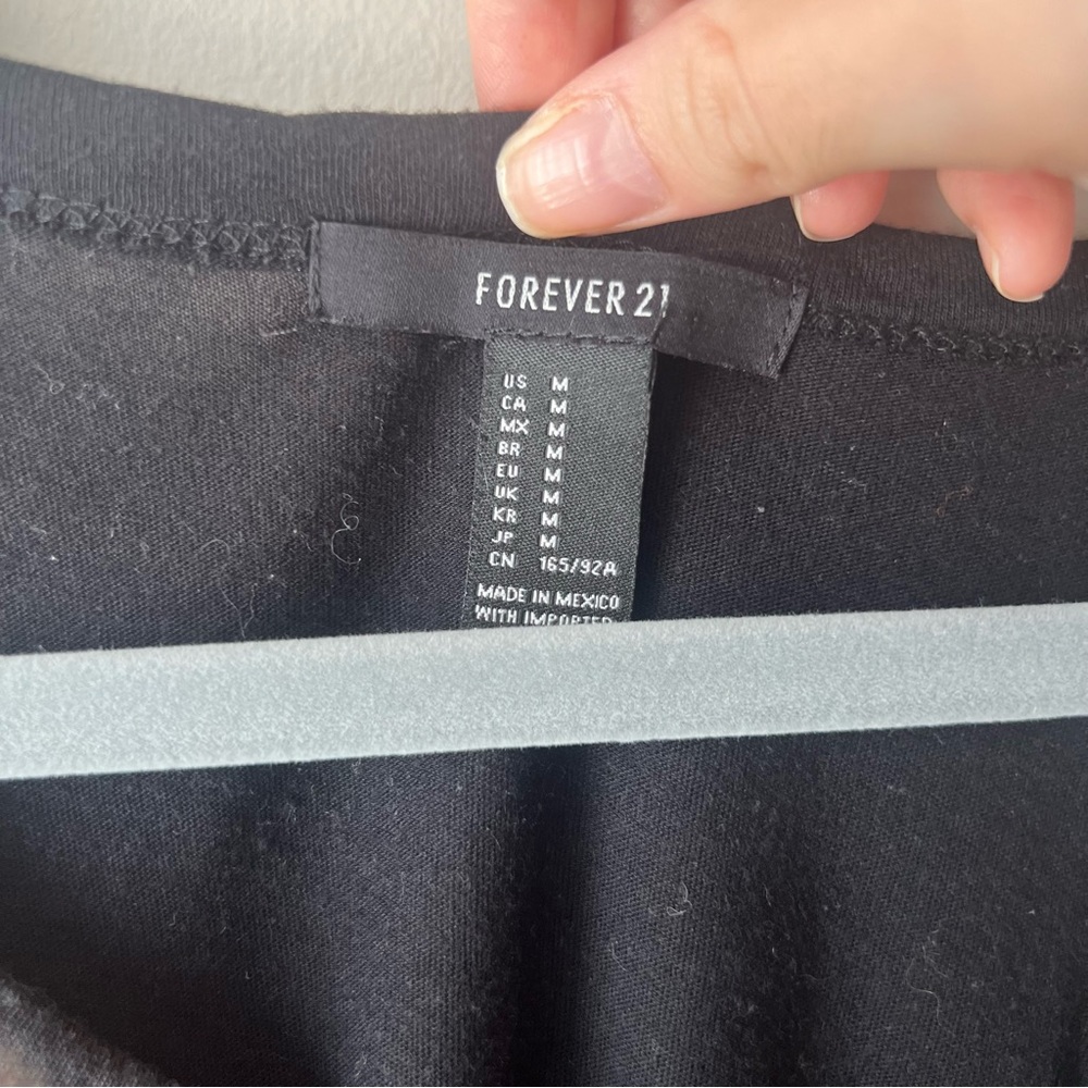 Forever 21 Distressed Top - Picture 4 of 6